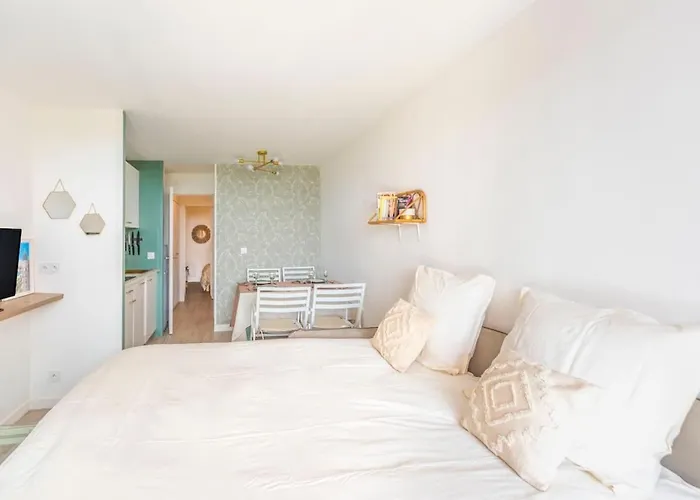 Vue Avec Piscine - Apartmán Cannes