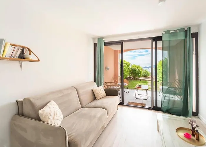 Vue Avec Piscine - Apartmán